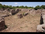 08615 ostia - regio v - insula ix - edificio (v,ix,2) - noerdl raum - bli ri nordosten - 06-2022.jpg